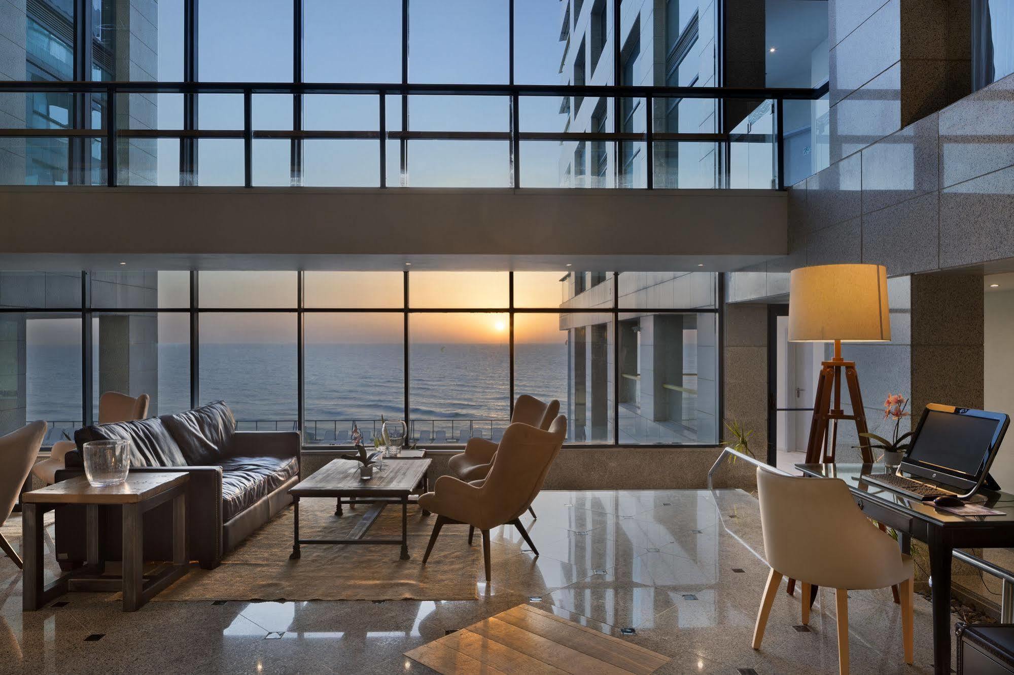 Okeanos Suites Herzliya Hotel by Herbert Samuel Exterior foto