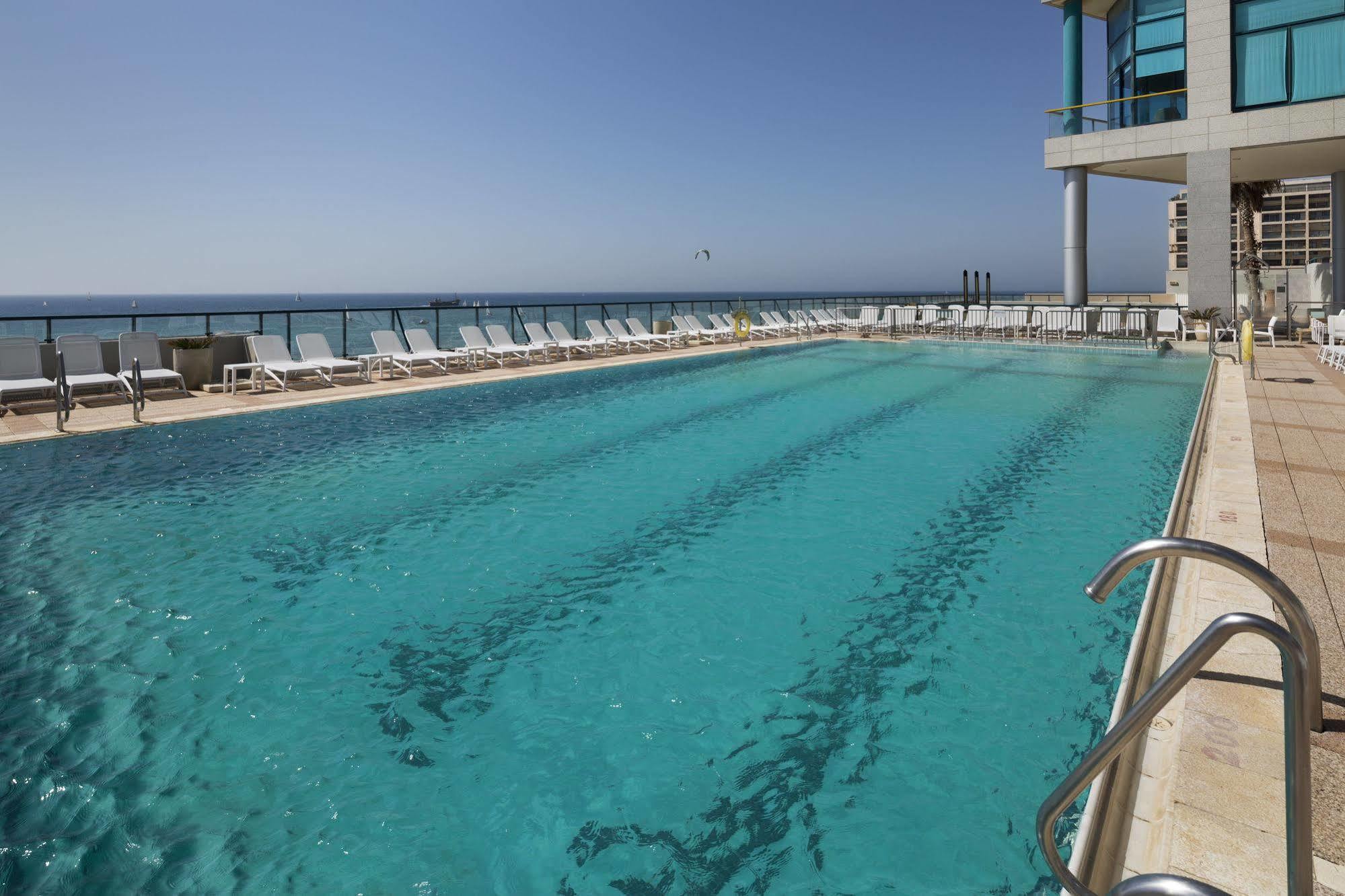 Okeanos Suites Herzliya Hotel by Herbert Samuel Exterior foto