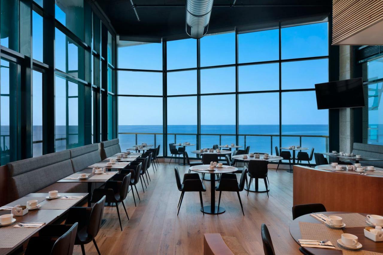Okeanos Suites Herzliya Hotel by Herbert Samuel Exterior foto